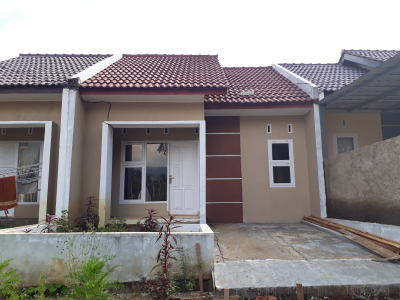 foto contoh rumah perumahan Mutiara Residence Dawagung