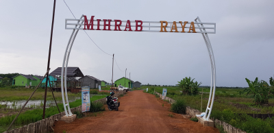 foto gerbang perumahan Mihrab Raya