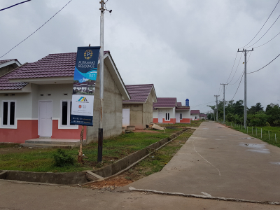foto gerbang perumahan Putramas Residence