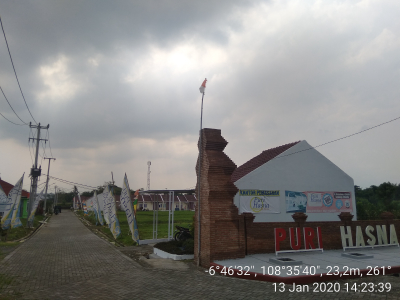 foto gerbang perumahan PURI HASNA