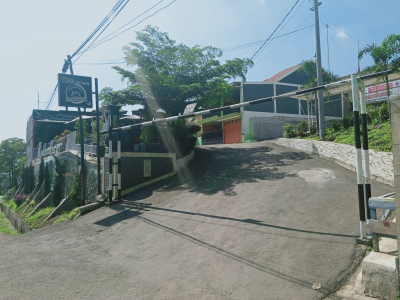 foto gerbang perumahan Villa Banen Lestari