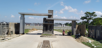 foto gerbang perumahan Griya Artha Sepatan