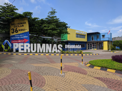 foto gerbang perumahan Perumnas Dramaga