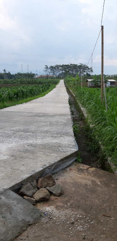 foto gerbang perumahan Graha pringsari 