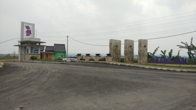 foto gerbang perumahan GRAND TAMAN ANGGREK SUCI