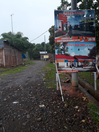 foto gerbang perumahan Bumi Damai Tanralili