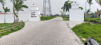 foto gerbang perumahan GRAND VILLAGE SEPATAN
