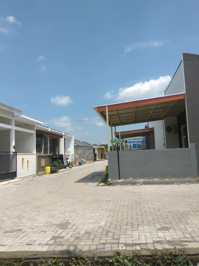 foto gerbang perumahan Perumahan Pondok Majapahit 1