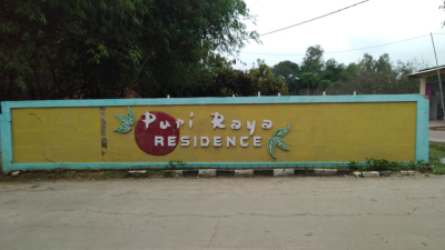 foto gerbang perumahan PURI RAYA RESIDENCE