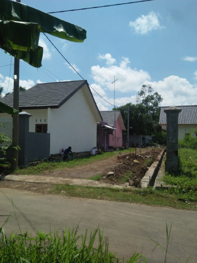 foto gerbang perumahan GRIYA AZZAHRA 4