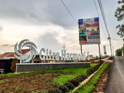 foto gerbang perumahan Citra harmoni 5