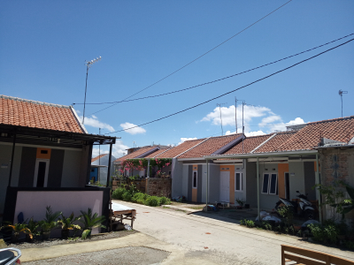 foto gerbang perumahan Griya Bhina Karya 2