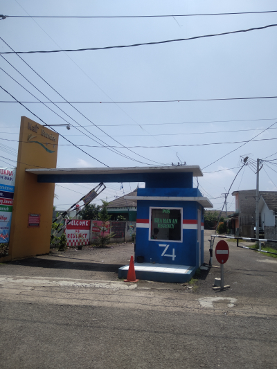 foto gerbang perumahan KALIBUNDER REGENCY
