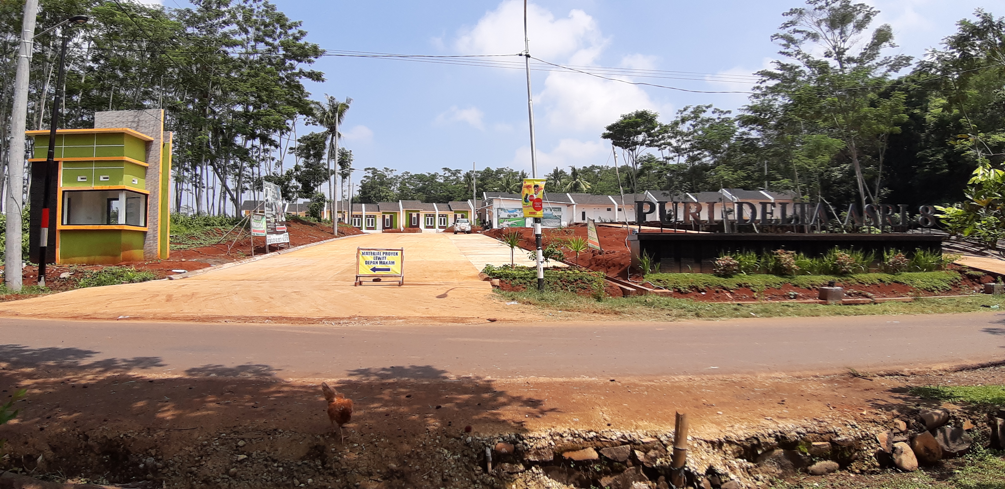 foto gerbang perumahan Puri Delta Asri 8