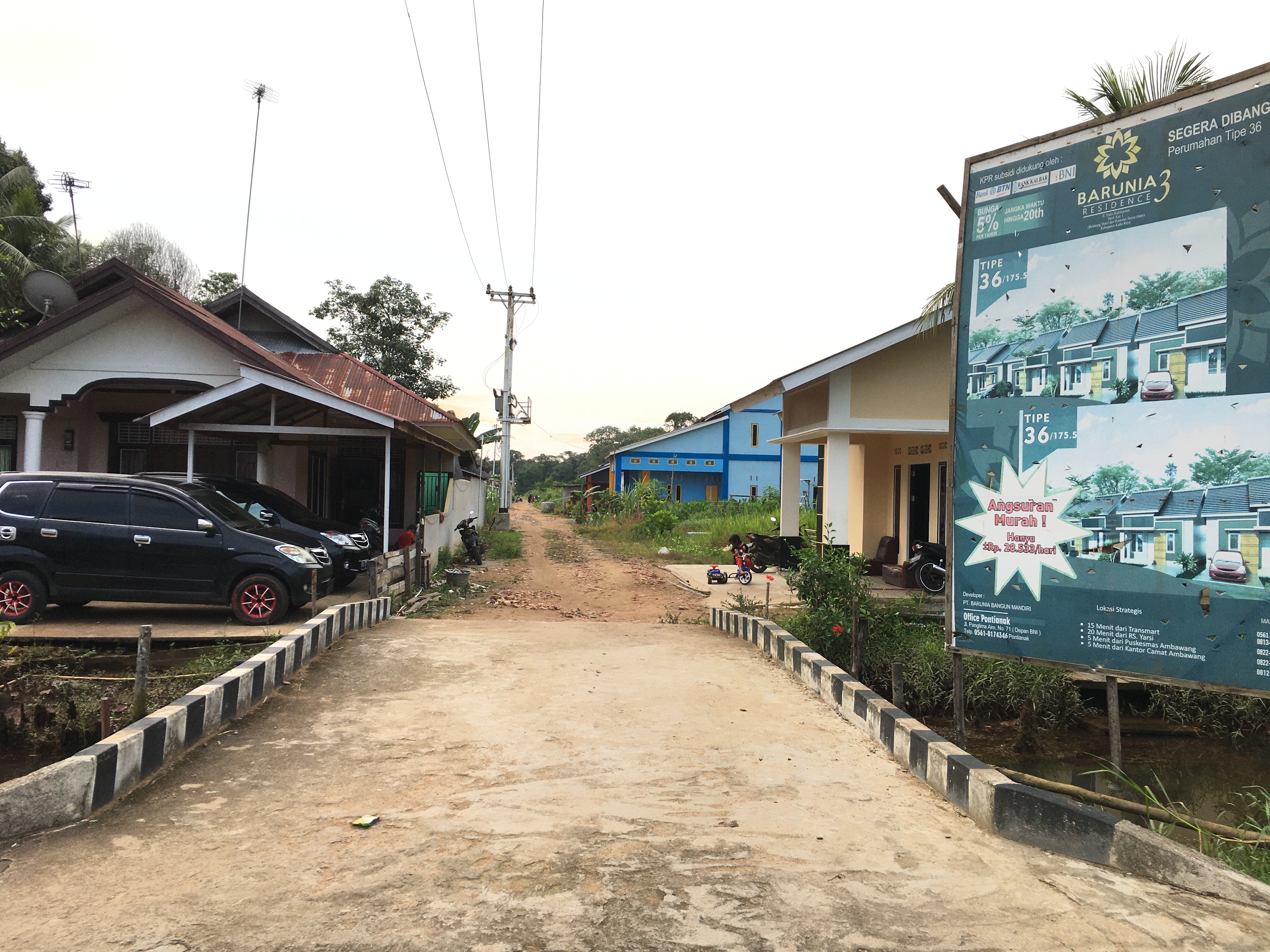 foto gerbang perumahan BARUNIA RESIDENCE 3
