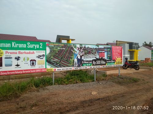 foto gerbang perumahan Taman Kirana Surya 2