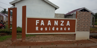 foto gerbang perumahan Faanza Residence