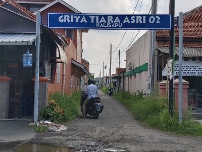 foto gerbang perumahan Griya Tiara Asri 2