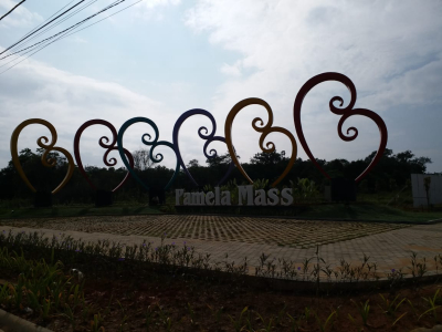foto gerbang perumahan PAMELA MASS