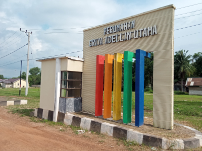 foto gerbang perumahan GRIYA ADELLIN UTAMA