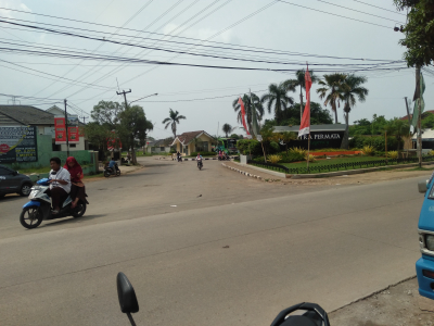 foto gerbang perumahan PERMATA REGENCY CIKAMPEK 1