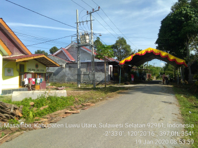 foto gerbang perumahan Bukit Harapan Masamba