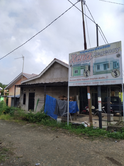 foto gerbang perumahan Xena Regency