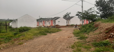 foto gerbang perumahan PESONA ALAM CISUGIH