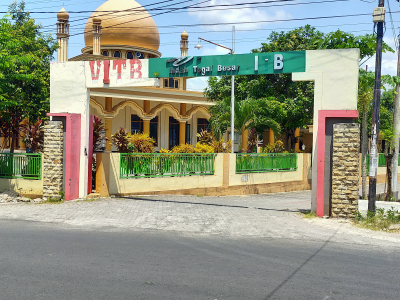 foto gerbang perumahan VILLA INDAH TEGAL BESAR