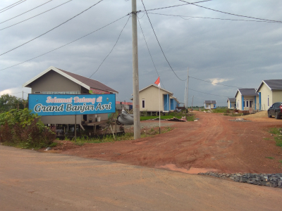foto gerbang perumahan Grand Banjar Asri