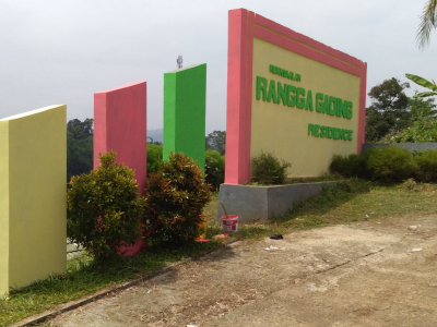 foto gerbang perumahan Rangga Gading Residence