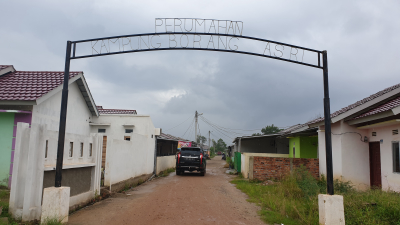 foto gerbang perumahan Kampoeng Borang Asri