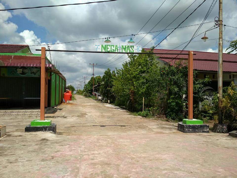 foto gerbang perumahan MEGA MAS 2