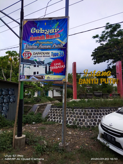 foto gerbang perumahan PERUMAHAN ISTANA BANYUPUTIH