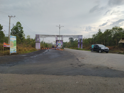 foto gerbang perumahan PERUMNAS JONE II