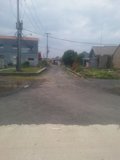 foto gerbang perumahan Jala Graha Kesenden