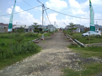 foto gerbang perumahan Kutilang Green Garden