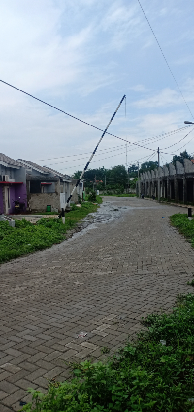 foto gerbang perumahan Cluster mutiara korelet2