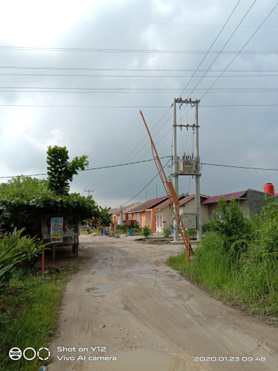 foto gerbang perumahan griya setia permai 