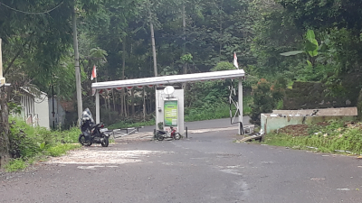 foto gerbang perumahan Cigadung Regency