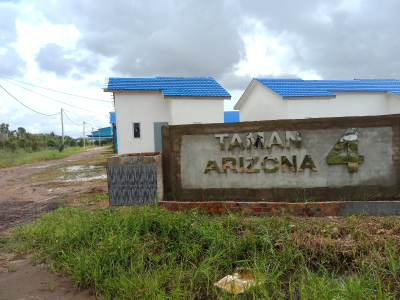 foto gerbang perumahan TAMAN ARIZONA 4