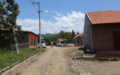 foto gerbang perumahan Grand House Watuagung