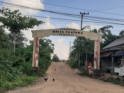 foto gerbang perumahan Griya Pratama 