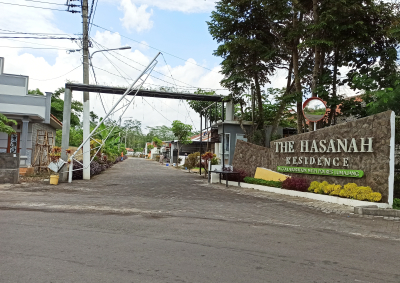 foto gerbang perumahan THE HASANAH RESIDENCE