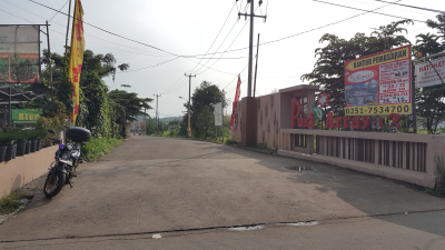 foto gerbang perumahan PURI ARRAYA 2