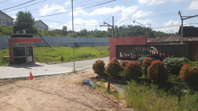 foto gerbang perumahan Griya Kariangau Baru