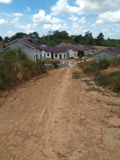 foto gerbang perumahan PERUMAHAN PURI KARANG JOANG