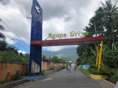 foto gerbang perumahan AGAPE GRIYA