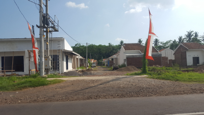 foto gerbang perumahan GRIYA PRINGGOWIRAWAN