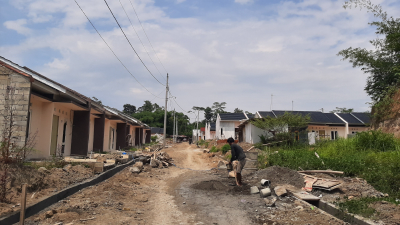 foto gerbang perumahan Bukit Sidabowa Asri